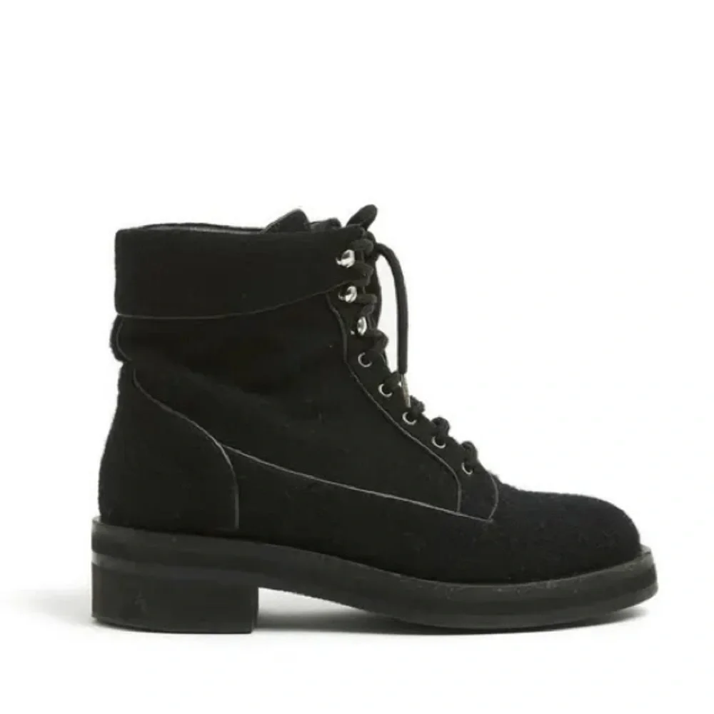 *CHANEL* Black Felt Lace-Up Moto Boot w/Leather Trim Size 41